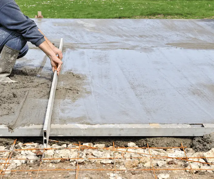 laying a shed base with paving slabs